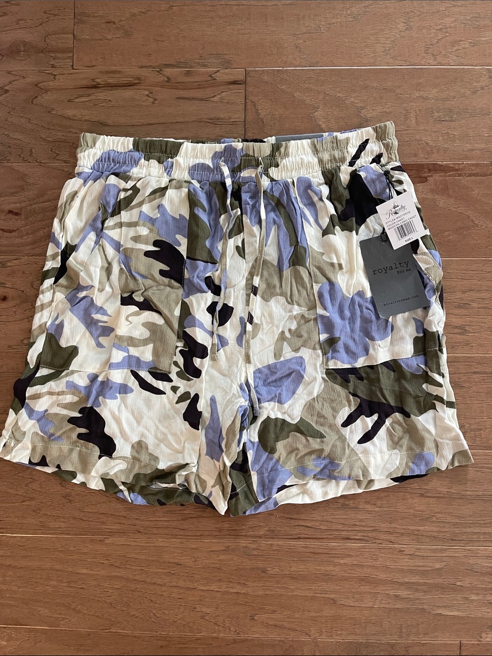 Royalty For Me Modern Camo Shorts Large NWT